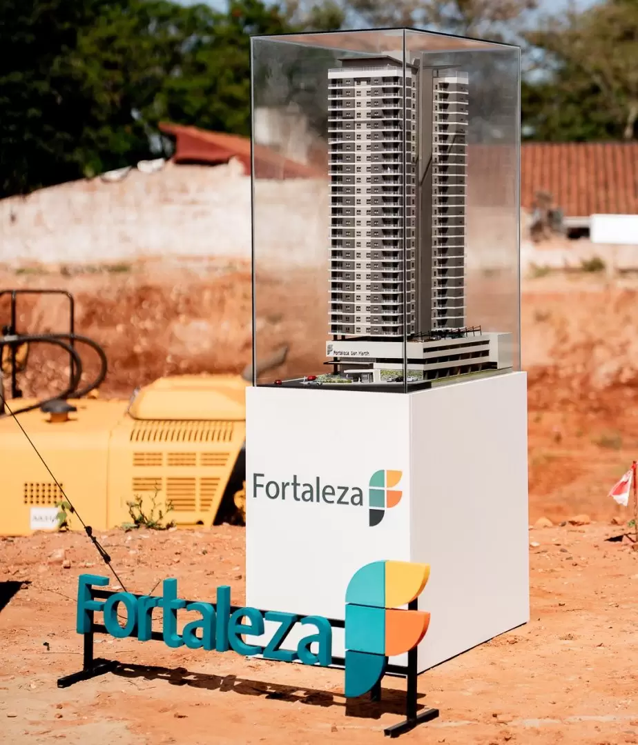 Fortaleza presenta la "Pala Madre" y redefine el significado de las paladas iniciales en Paraguay con Fortaleza San Martín.