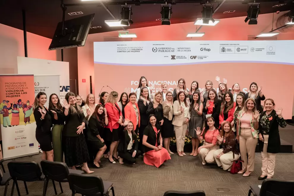 Foro Nacional "Mujeres sin barreras - 2025.
