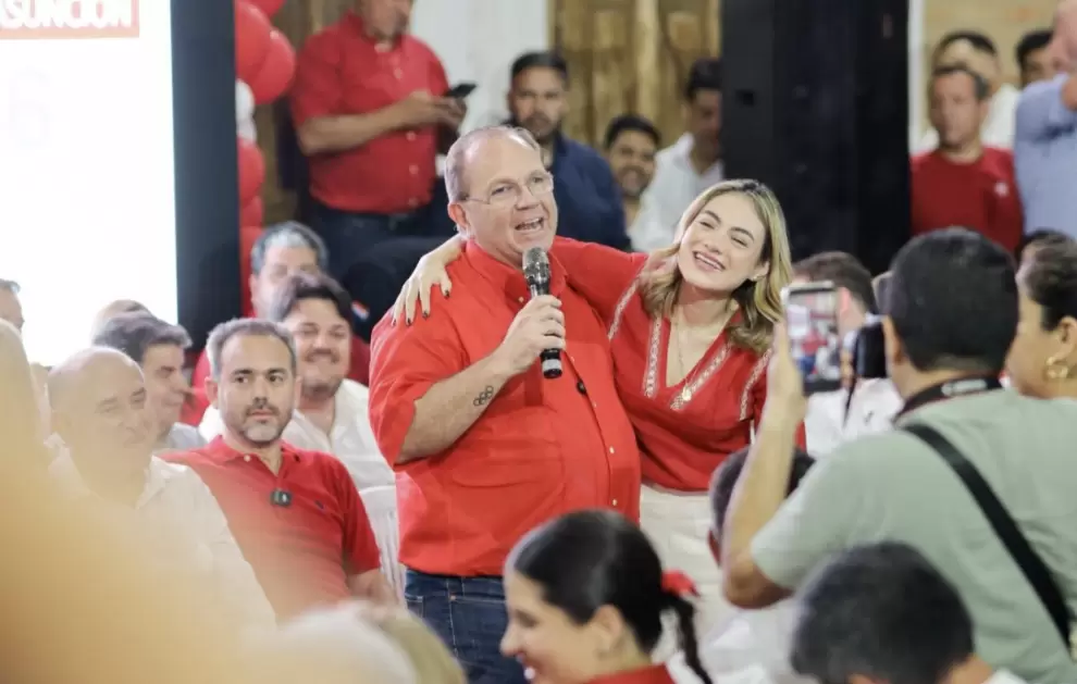 Camilo P�rez y Salma Ag�ero.