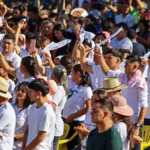 Fuerte cr�tica a Pe�a en homil�a: "El discurso de que estamos mejor no oculta las crisis y desigualdades evidentes"