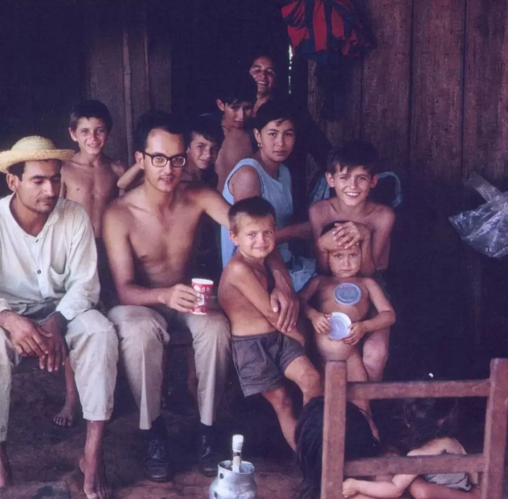 "Kuarahy �ra - El tiempo del sol", dirigida y escrita por Hugo Gamarra Etcheverry.