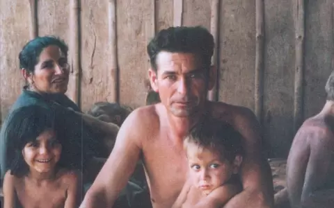 "Kuarahy �ra. El tiempo del sol" de Hugo Gamarra Etcheverry. Cortes�a