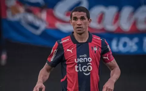 �Gustavo Vel�zquez pudo jugar en Olimpia?