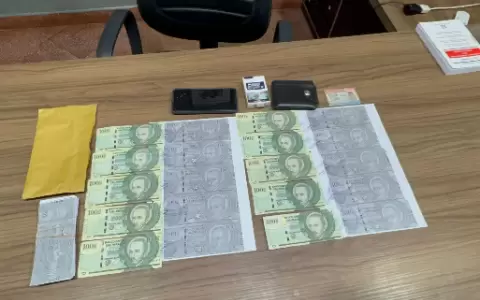 Dinero autenticado por el juzgado y utilizado en la entrega vigilada durante el operativo.