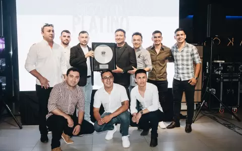 Banda Tava'i obtuvo el galardon Platino.