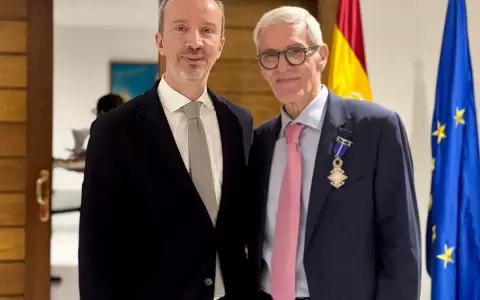 Javier Parrondo, embajador de Espa�a, y Jos� Daniel Nasta.