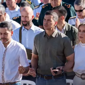 En Caacup�, Pe�a evade hablar de esc�ndalos de corrupci�n de su gobierno