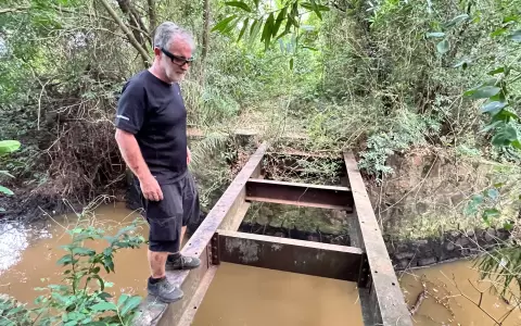 Primeros trabajos avanzan en el tramo Cerro Le�n-Piray�, donde se rehabilitan puentes y se prepara el circuito para ciclistas y turistas.