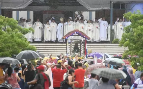 Lluvia en Caacup�