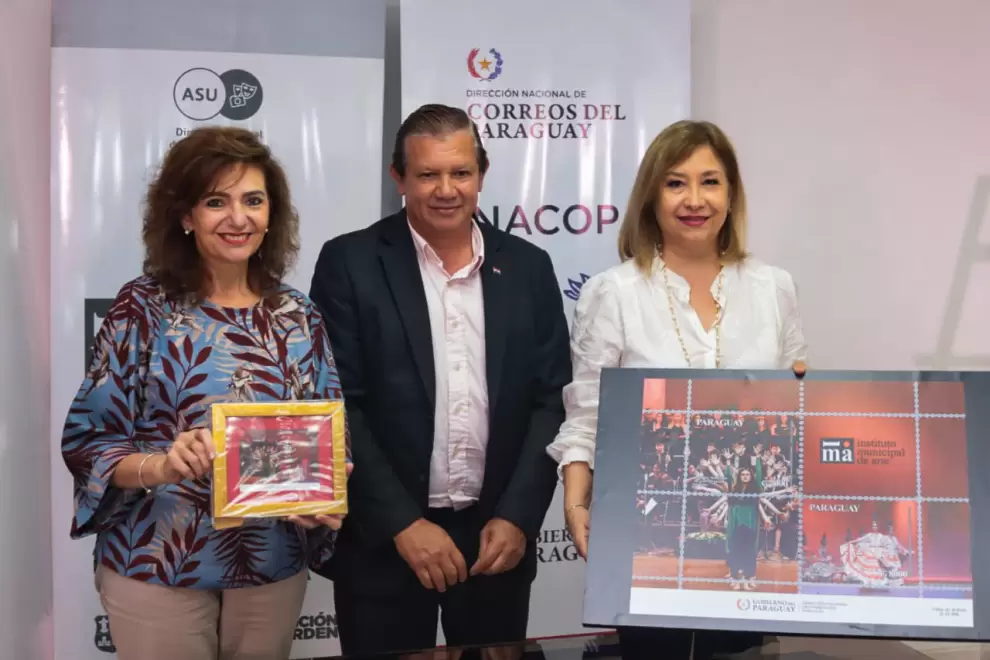 Presentación de la nueva serie de estampillas.