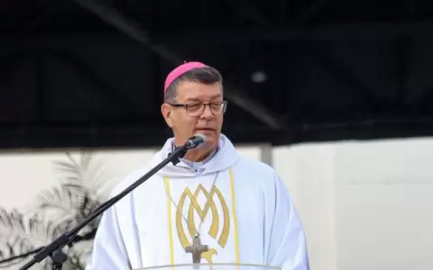 El Monse�or Pedro Jubinville, obispo de San Pedro y presidente de la Conferencia Episcopal Paraguaya.
