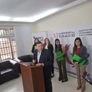 Indert denuncia faltante de expedientes y falsificaci�n en adjudicaciones de tierras en Carmelo Peralta