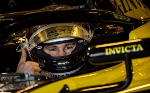 Buen desempe�o de Joshua Duerksen en su primer ensayo con Invicta Racing