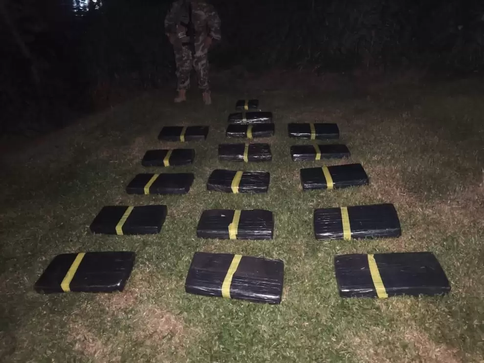 Marihuana incautada por la Senad en barrio Remansito, en Ciudad del Este.