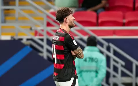 L�o Pereira.