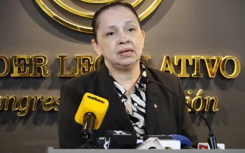 Yolanda Paredes.