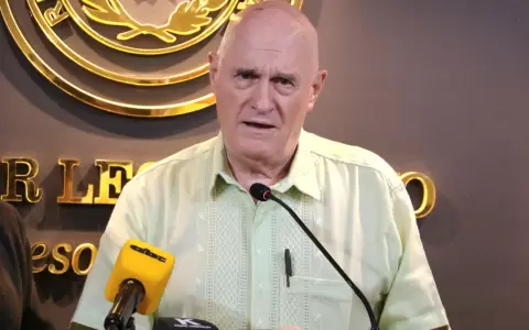 Senador Walter Kobylanski.