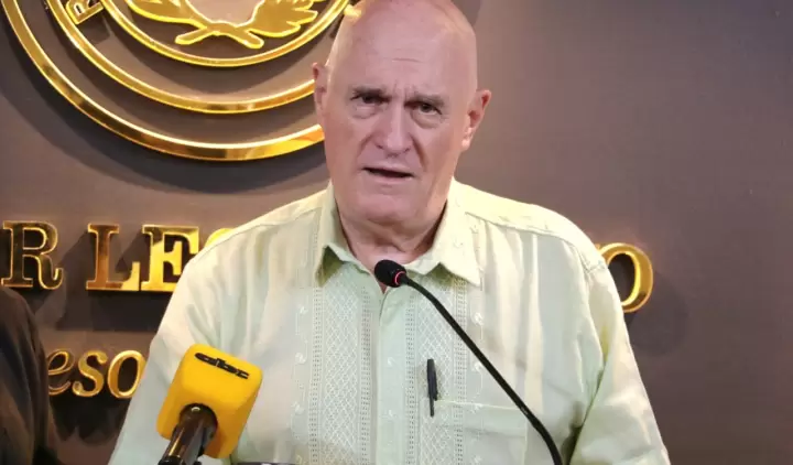 Senador Walter Kobylanski.