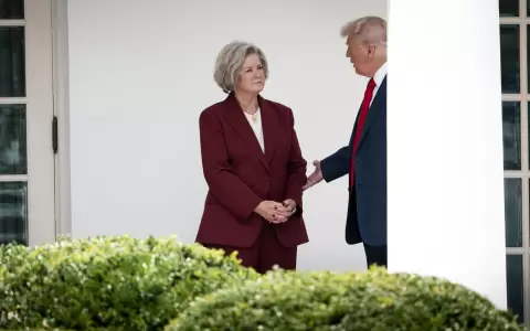 Susie Wiles y Donald Trump.
