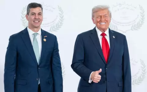 Santiago Pe�a y Donald Trump.