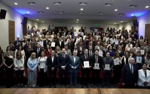 Reconocen a las firmas que contribuyeron a la reinserci�n social de personas privadas de libertad fueron reconocidas.