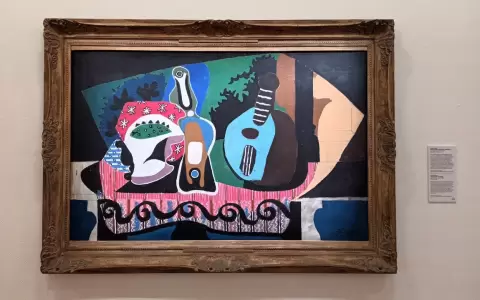Pablo Picasso, "Bodeg�n con mandolina". 1924. �leo sobre lienzo.