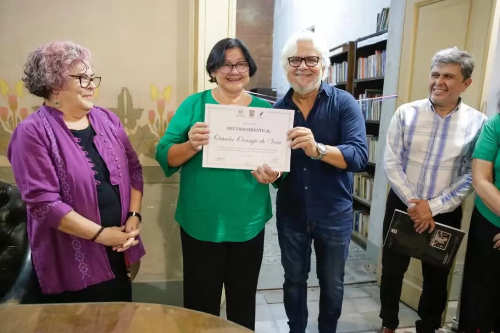 Reconocimiento a Octavia Ocampo de Vera. (foto ig Cabildo)