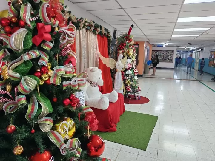 Visita al Hospital Nacional de Ni�os de San Jos�, Costa Rica. Cortes�a