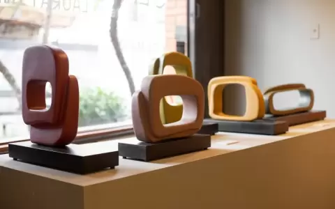 Laura Pi�eiro, obras exhibidas en la muestra "Gea". Galer�a Matices.