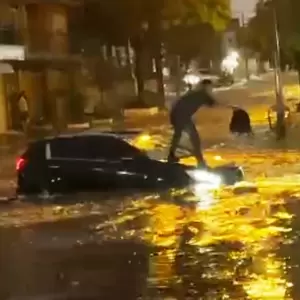 Raudales colapsan Asunci�n y el �rea Metropolitana tras intensas lluvias