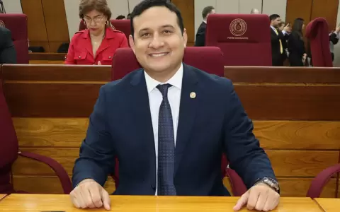 Juan Manuel A�azco, diputado.