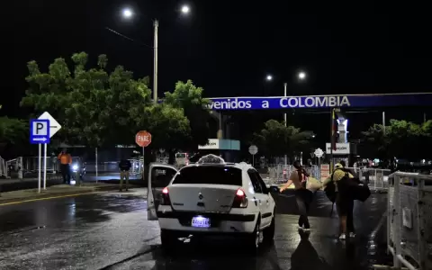 Militares a la frontera con Venezuela tras ataques de EEUU.