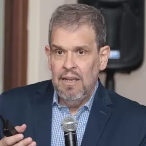 "Jubilarse a los 45 años es una locura", afirma exministro de Hacienda