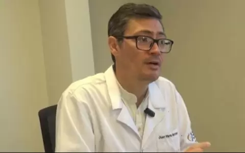 Director del Hospital General de Itap�a, doctor Juan Mar�a Mart�nez.