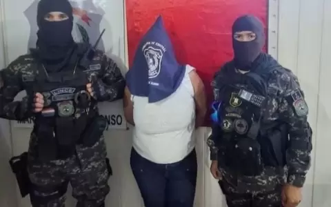 La mujer fue detenida y puesta a disposici�n de la Fiscal�a.