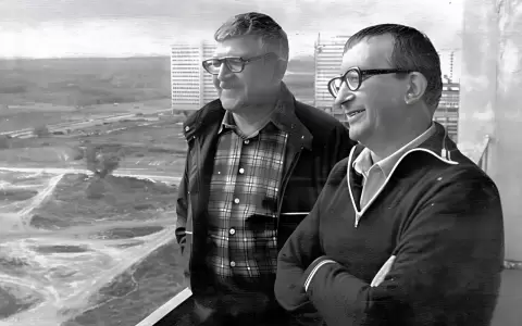 Arkadi y Boris Strugatski.