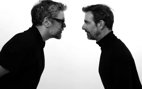 Kevin Johansen y Liniers.