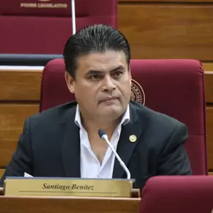 Diputado rechaza aumento de impuestos como alternativa para financiar déficit de la Caja Fiscal