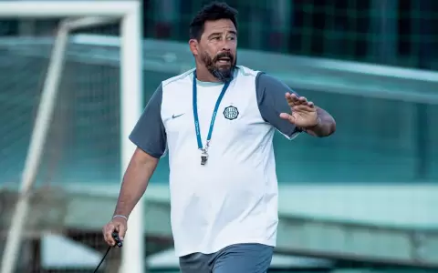 Pablo S�nchez, entrenador de Olimpia.