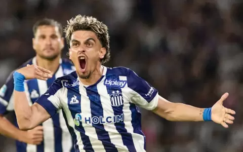 Ronaldo Mart�nez.