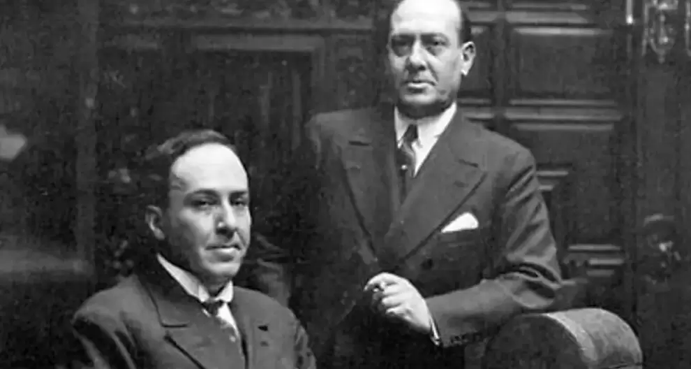 Los poetas Antonio y Manuel Machado.