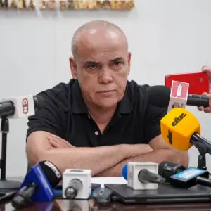 Bachi N��ez cierra filas en torno a Cartes y advierte a "oportunistas" ante rumores de reemplazo