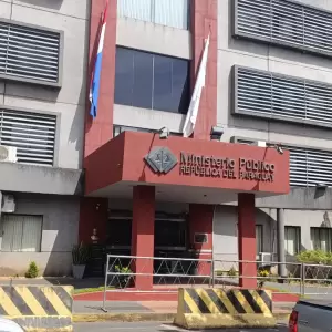Fiscal�a abre carpeta contra "Chaque�ito" Vera por esc�ndalo de audios