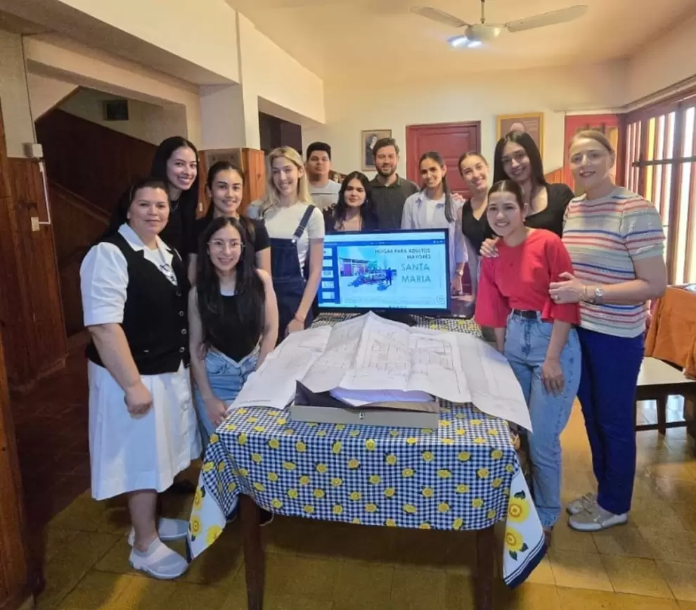 UNAE entrega anteproyecto para nuevo Hogar de Ancianos Santa María. Foto: Gentileza.