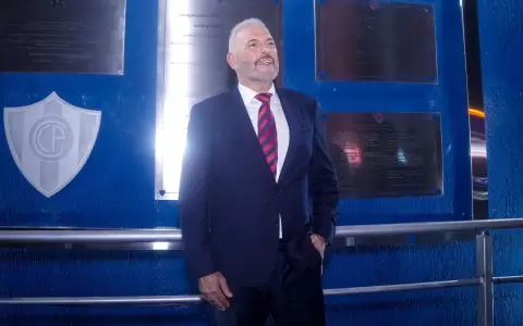Juan Jos� Zapag.