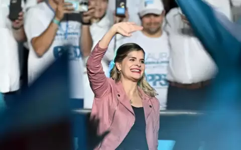 Laura Fern�ndez, durante un acto de campa�a el pasado jueves en San Jos�.