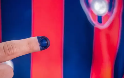 �Por cu�ntos votos super� Reguera a Rejala?