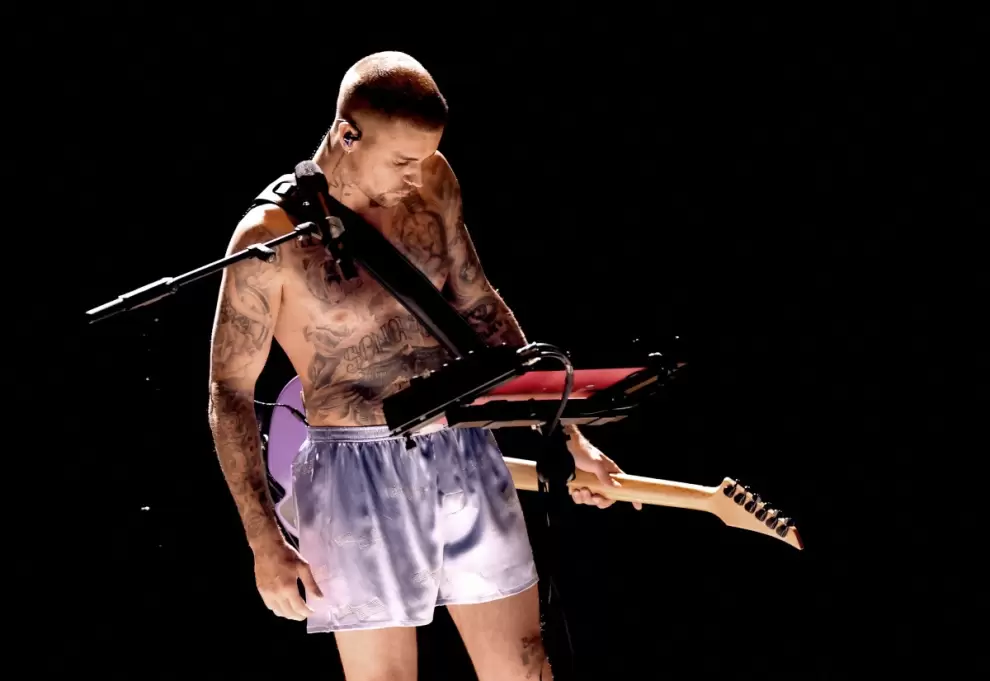 Justin Bieber durante su actuación en la 68ª entrega de los premios Grammy en Los Ángeles