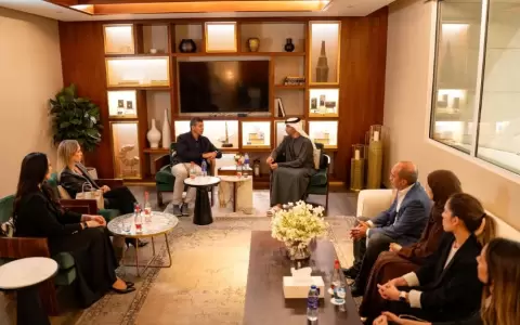 Pe�a en Emiratos �rabe.