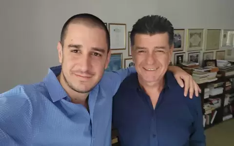 Efra�n Alegre Jr. Y Efra�n Alegre.